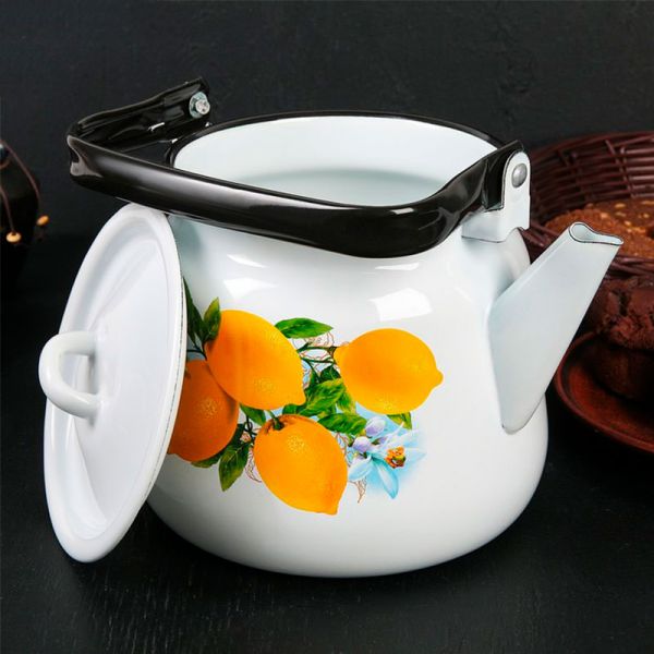 Kettle 3.5 l spheres. Lemons, white with loop ?2716*97 Kettle 3.5 l spheres. Lemons, white with loop ?2716*97